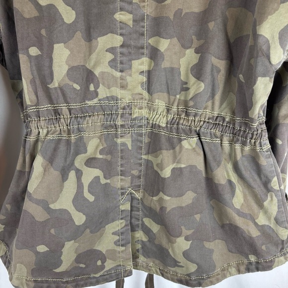 Marrakech Green and Brown Camo Utility Jacket with‎ Cinched Waist/Hip 4 Pocket - Picture 10 of 16